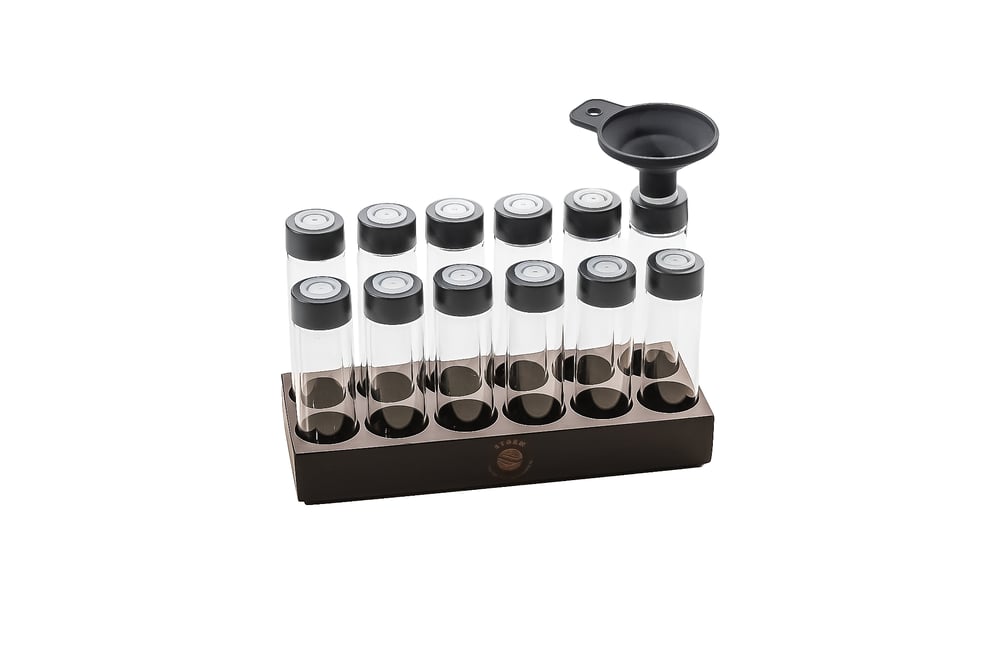 انبوب لحفظ البن بقاعدة سوداء ستورم - STORM Coffee Bean Storage Tube – Black Base